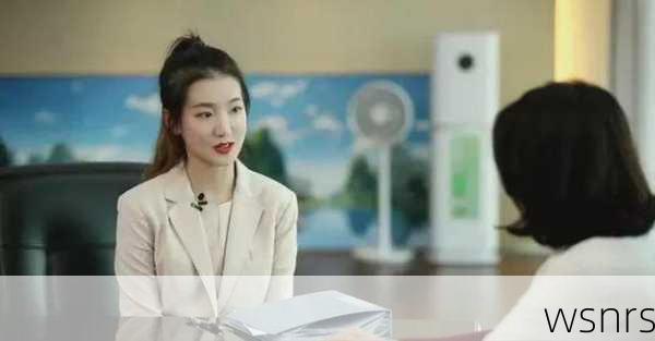 董明珠与孟羽童同框，职场新星与商界女王的璀璨交汇